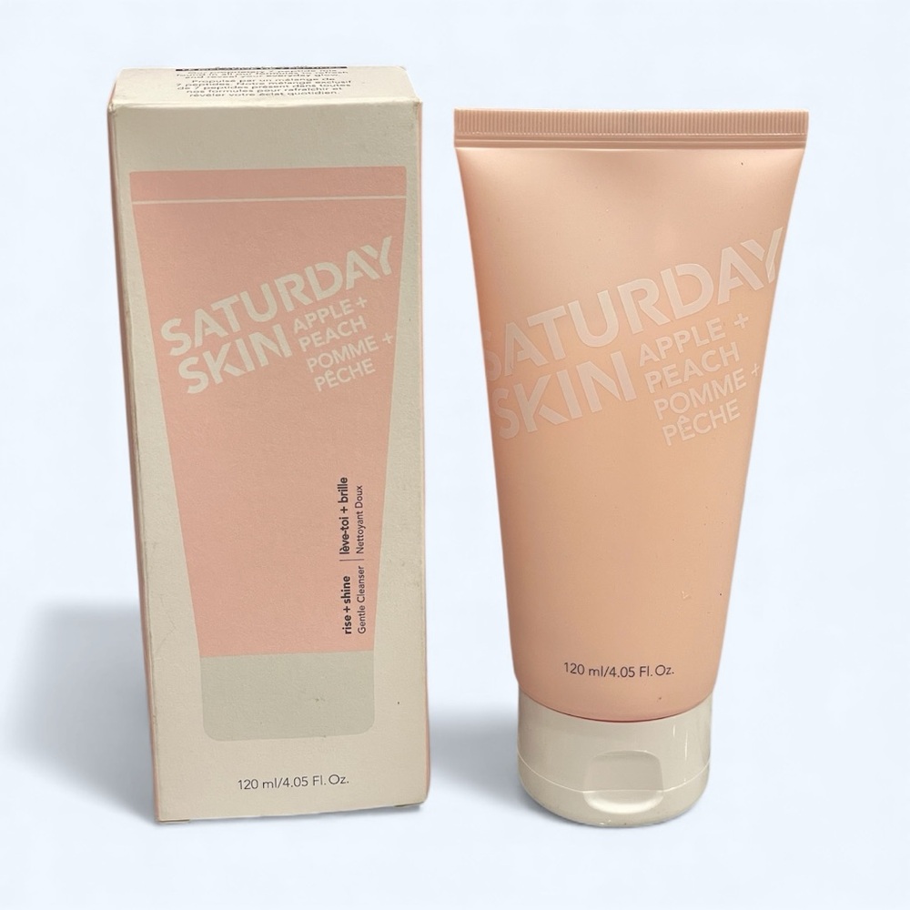Saturday Skin Rise + Shine Gentle Cleanser โ Apple + Peach